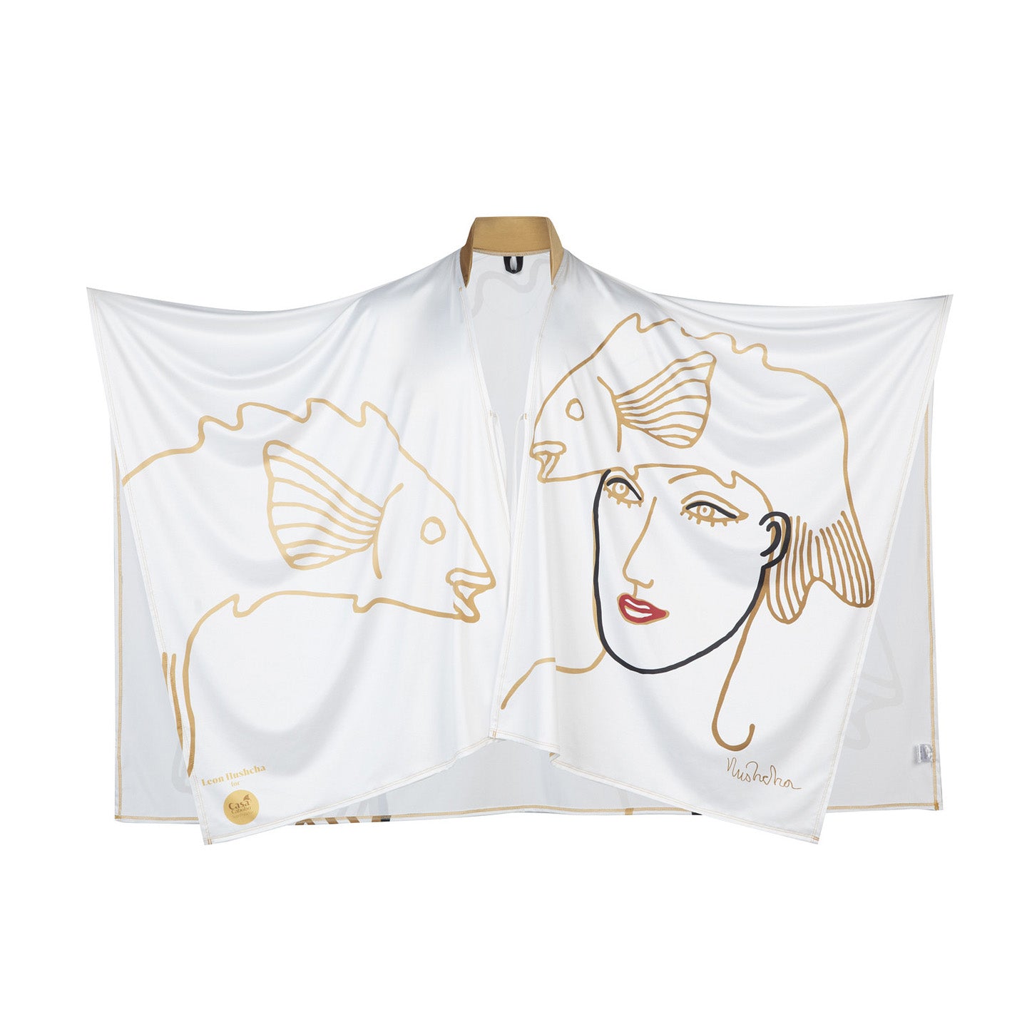 Leon Hushcha Poncho